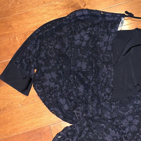 Parasuco Lace Top - Picture 2 of 6